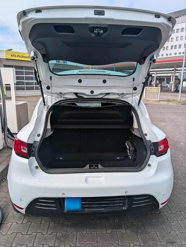 Gebraucht Renault Clio IV 118 PS (86 kW) 2017 Weiß Limousine