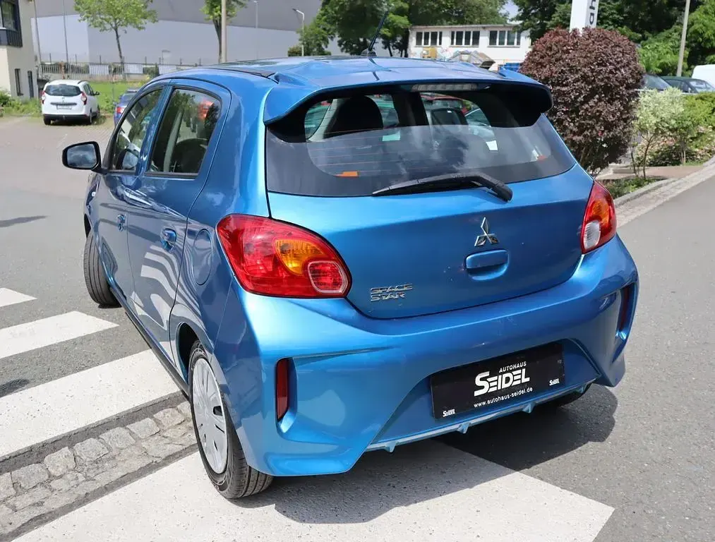 Gebraucht Mitsubishi Space Star Select 71 PS (52 kW) 2023 Blau Kleinwagen