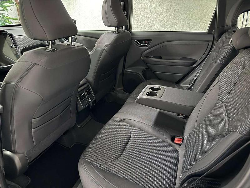 Neu Subaru Forester Exclusive+ 136 PS (100 kW) 2026 Crimson red pearl (m1y) SUV