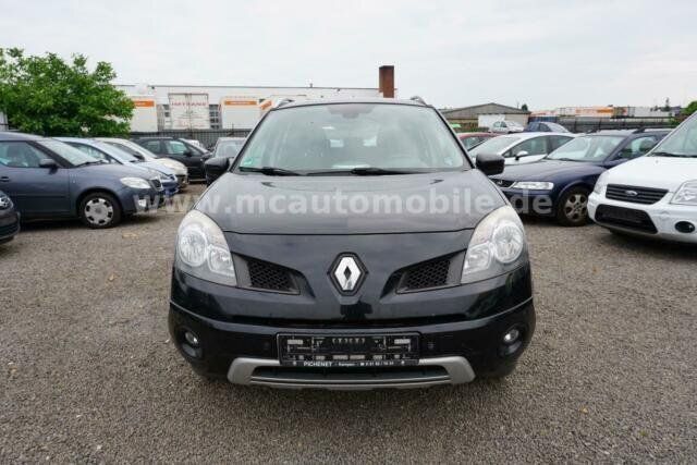 Gebraucht Renault Koleos Dynamique 150 PS (110 kW) 2009 Schwarz metallic SUV