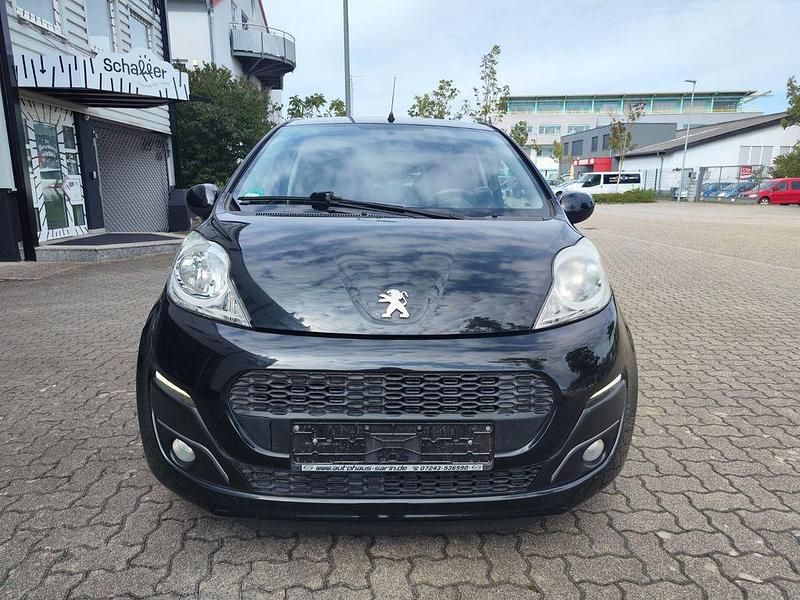 Schwarz Gebraucht 2012 Peugeot 107 Active Kleinwagen | 4.490 € (Guter Preis) - Bild 1/4