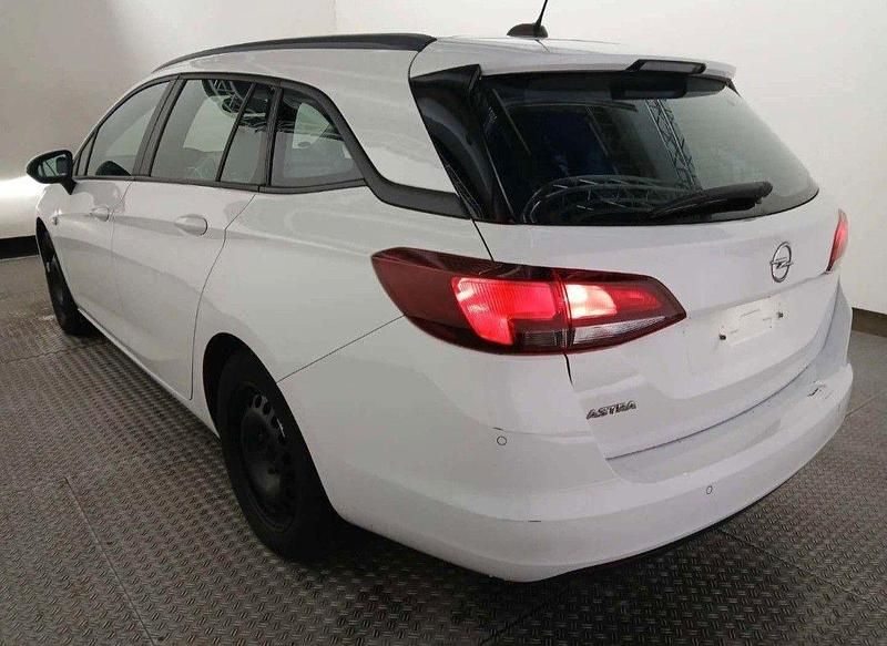 Gebraucht Opel Astra 105 PS (77 kW) 2021 Weiß Kombi
