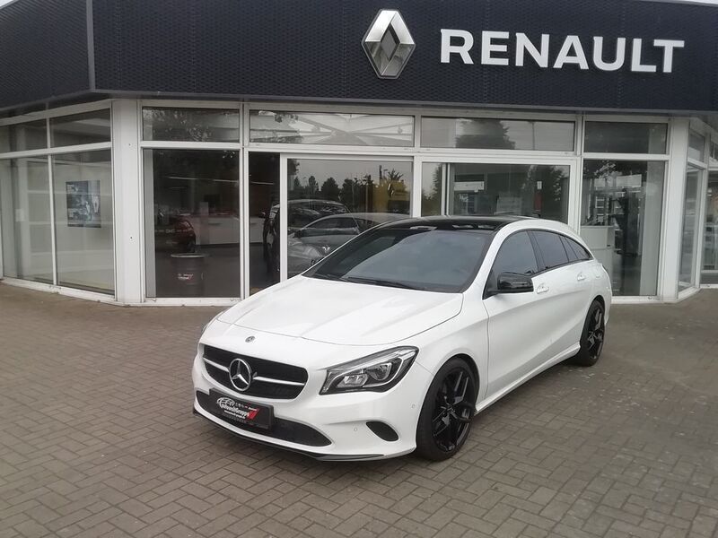 Weiß Gebraucht 2019 Mercedes CLA200 Shooting Brake Kombi | 17.990 € (Guter Preis) - Bild 1/4