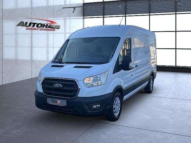 Gebraucht Ford Transit Trend 131 PS (96 kW) 2022 Frostweiß (weiß) Limousine