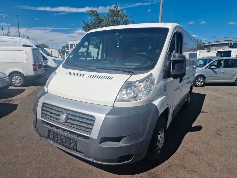 Weiß Gebraucht 2012 Fiat Ducato Van | 8.100 € (Fairer Preis) - Bild 1/4