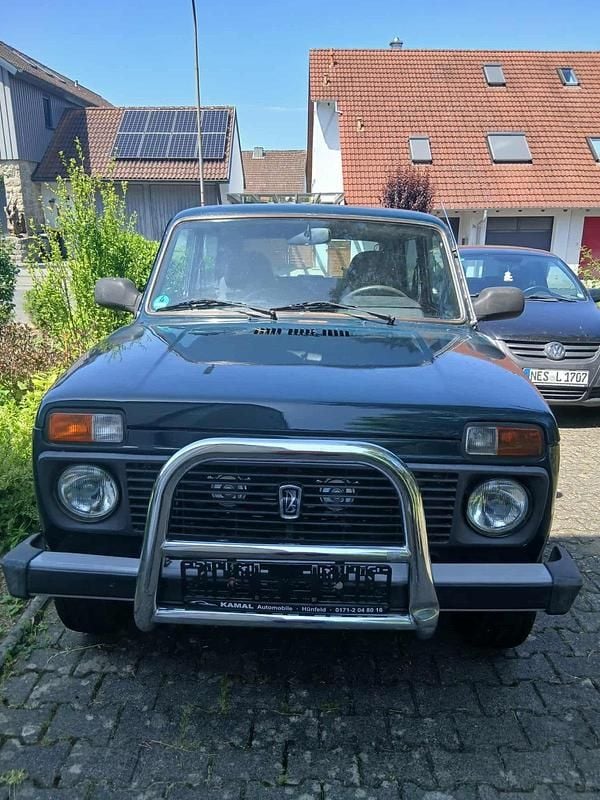 Gebraucht 2011 Lada niva SUV | 4.199 € (Fairer Preis) - Bild 1/4