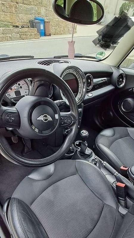 Gebraucht Mini Cooper D 111 PS (81 kW) 2012 Schwarz Kleinwagen