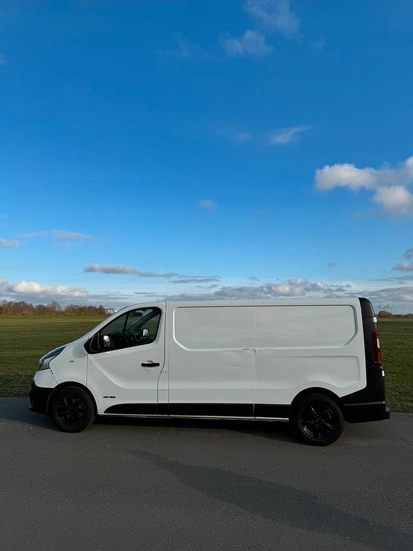 Gebraucht Renault Trafic 120 PS (88 kW) 2016 Weiß Van / Kleinbus