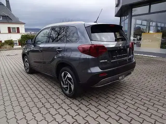 Nowe Suzuki Vitara 110 KM (80 kW) 2026 Szary SUV