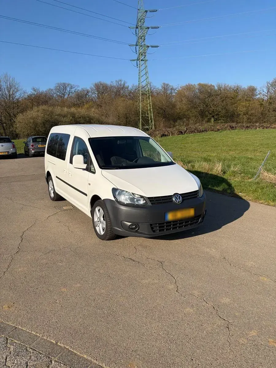 Gebraucht VW Caddy Maxi 140 PS (102 kW) 2012 Weiß Van / Kleinbus