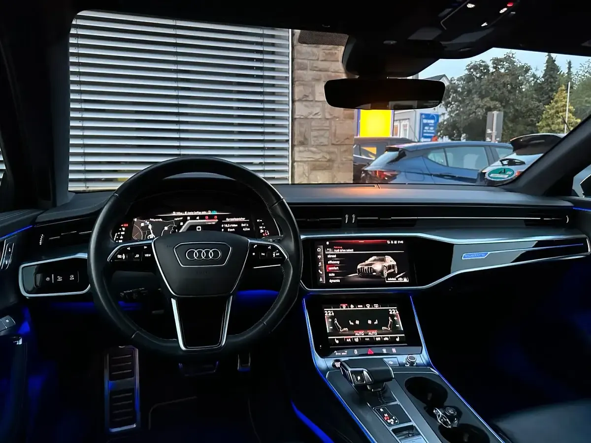 Gebraucht Audi A6 Allroad Ambiente 245 PS (180 kW) 2021 Blau Kombi