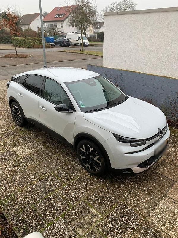 Gebraucht Citroën C4 136 PS (100 kW) 2025 Weiß Limousine