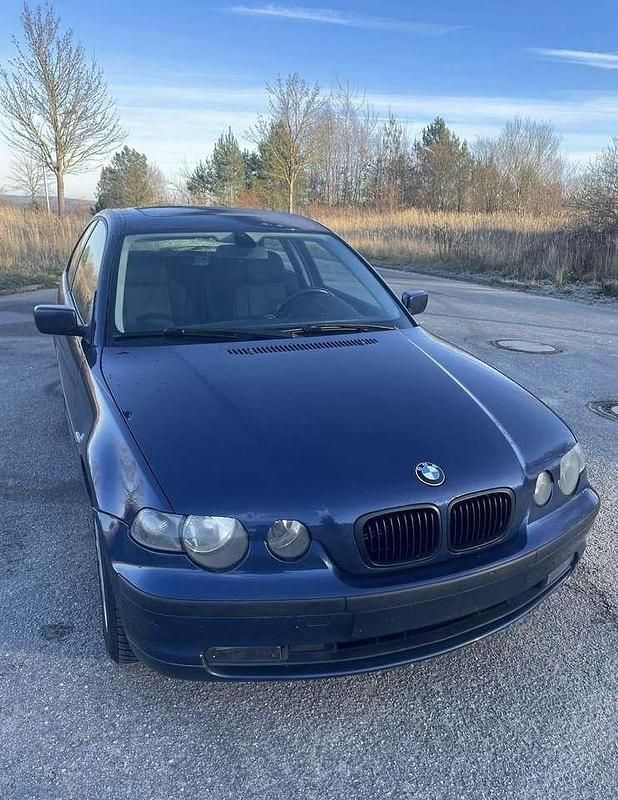 Second-hand BMW 316 116 CP (85 kW) 2004 Berlinǎ