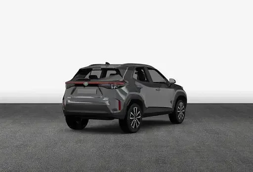 Neu Toyota Yaris Cross 131 PS (96 kW) 2026 Grün SUV