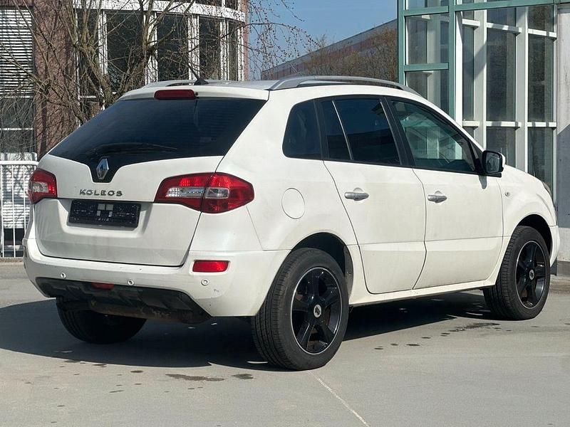 Gebraucht Renault Koleos Bose Edition 150 PS (110 kW) 2009 Weiß SUV
