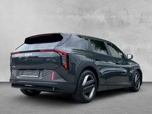 Neu Kia EV4 Earth 150 kW (204 PS) 2026 Grau Limousine