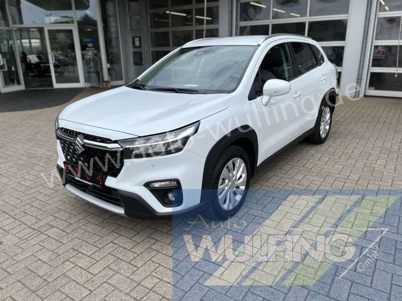Weiß Gebraucht 2023 Suzuki SX4 S-Cross Comfort SUV | 28.490 € (Fairer Preis) - Bild 1/4