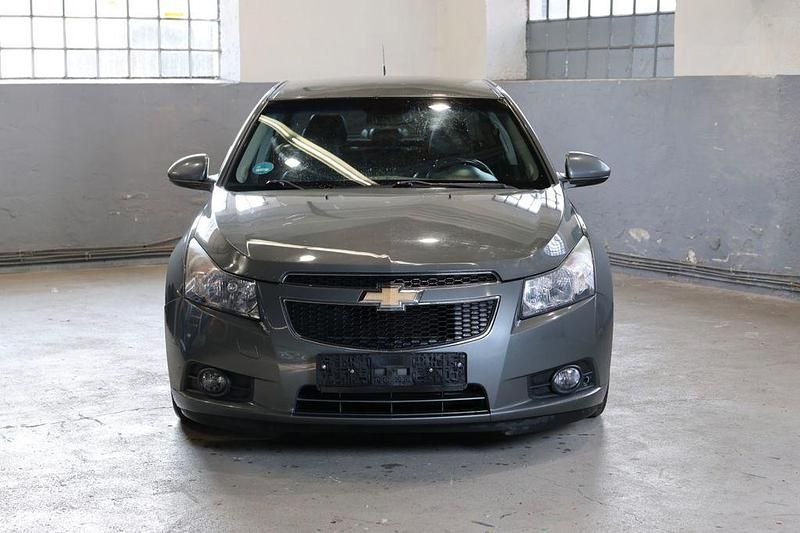 Gebraucht Chevrolet Cruze LTZ 163 PS (119 kW) 2012 Grau Limousine