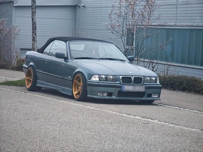 Gebraucht BMW 318 Cabriolet 116 PS (85 kW) 1998 Blau Cabrio