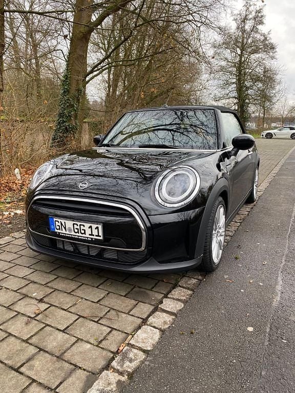 Gebraucht Mini One Cabriolet 102 PS (75 kW) 2021 Schwarz Cabrio