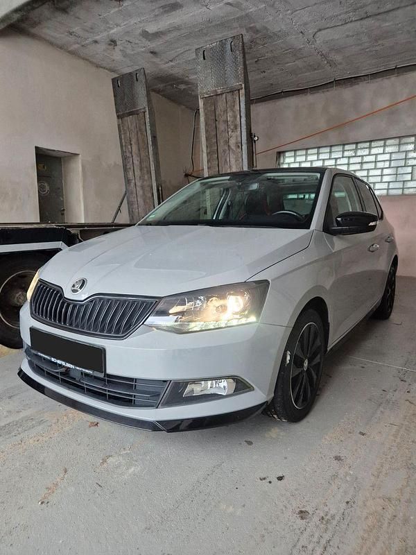 Grau Gebraucht 2017 Skoda Fabia Monte Carlo Kleinwagen | 12.790 € (Etwas zu teuer) - Bild 1/4