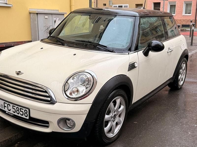 Weiß Gebraucht 2008 Mini Cooper Kleinwagen | 2.400 € (Guter Preis) - Bild 1/4