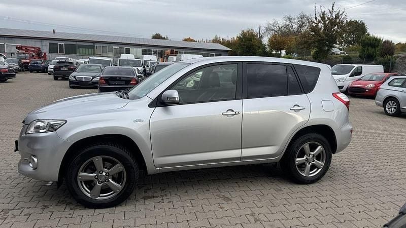 Gebraucht Toyota RAV4 Travel 150 PS (110 kW) 2012 Platinsilber metallic (metallic) SUV