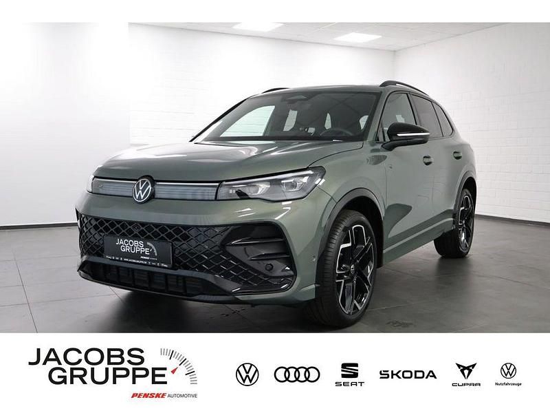 Grün Gebraucht 2024 VW Tiguan Style SUV | 42.330 € (Superpreis) - Bild 1/4