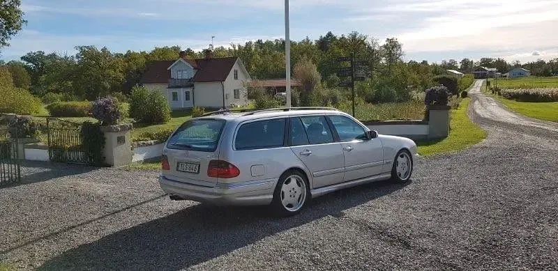 Gebraucht Mercedes E55 AMG AMG 354 PS (260 kW) 2001 Silber Limousine