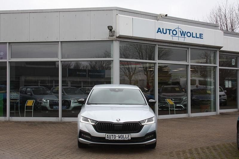 Gebraucht Skoda Octavia First Edition 150 PS (110 kW) 2021 Andere Limousine
