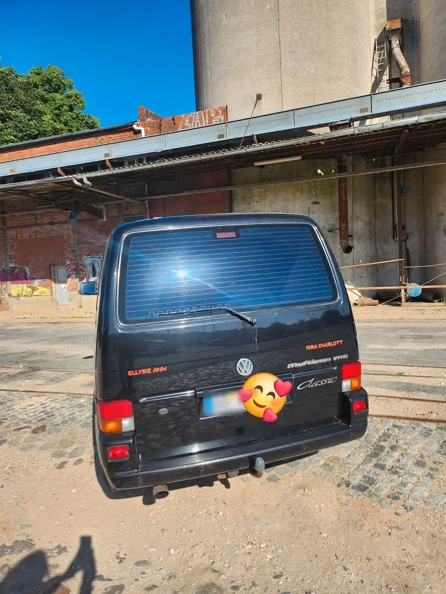 Gebraucht VW Multivan 140 PS (102 kW) 1998 Schwarz Van / Kleinbus