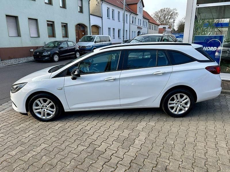 Gebraucht Opel Astra Edition 131 PS (96 kW) 2021 Weiß Kombi