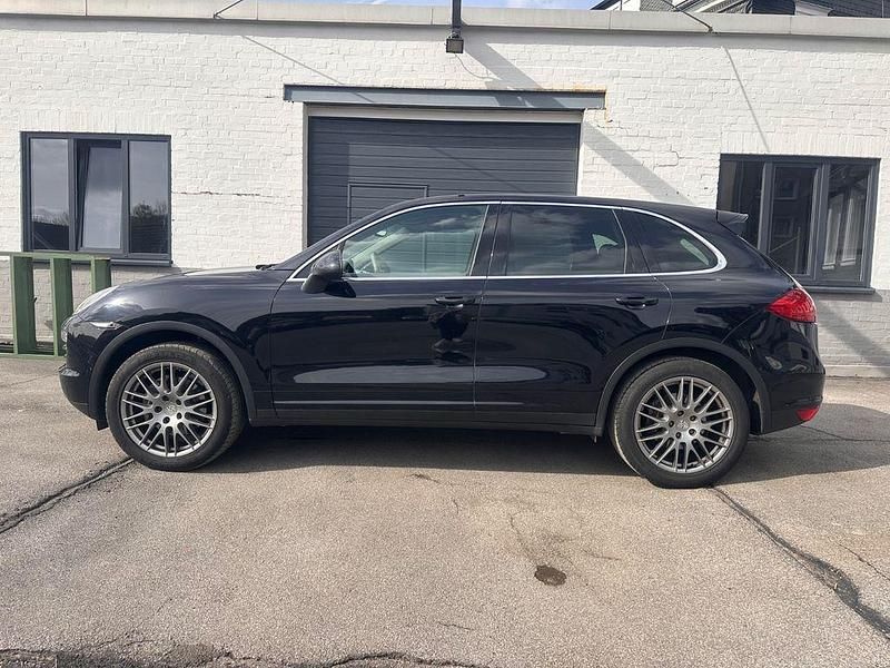Gebraucht Porsche Cayenne 241 PS (177 kW) 2011 Schwarz SUV