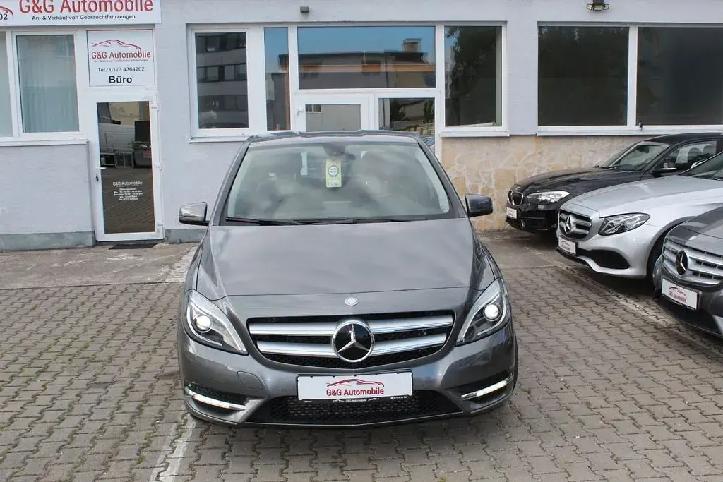 Brugt Mercedes B200 156 HK (114 kW) 2012 Grå MPV