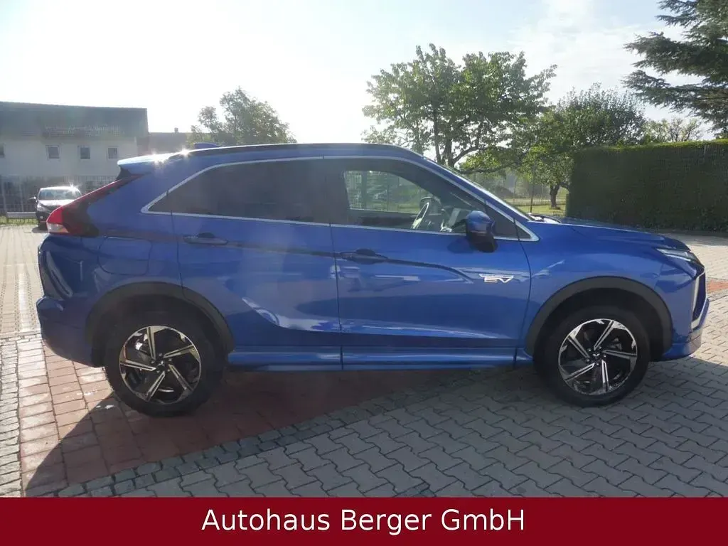 Gebraucht Mitsubishi Eclipse Cross Plus 98 PS (72 kW) 2025 Blau SUV