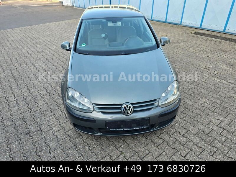 Grün Gebraucht 2003 VW Golf IV Trendline Limousine | 2.499 € (Fairer Preis) - Bild 1/4