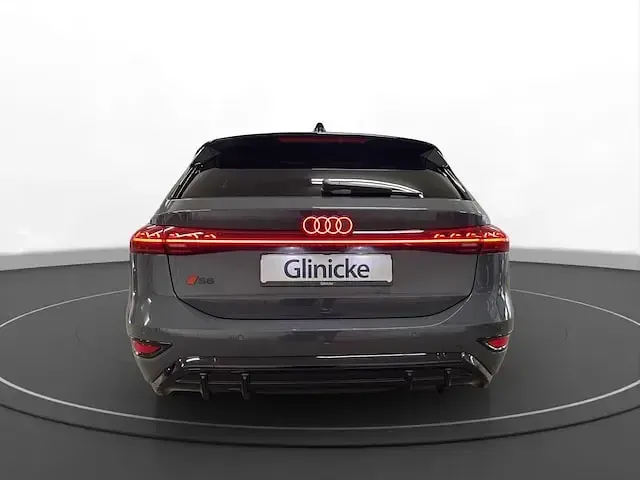 Gebraucht Audi e-tron Sport 369 kW (503 PS) 2025 Magnetgrau SUV