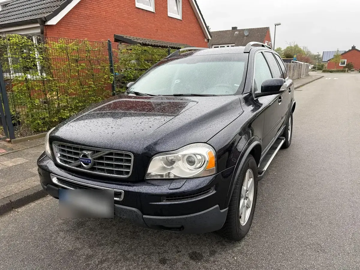 Second-hand Volvo XC90 200 CP (147 kW) 2011 Albastru SUV