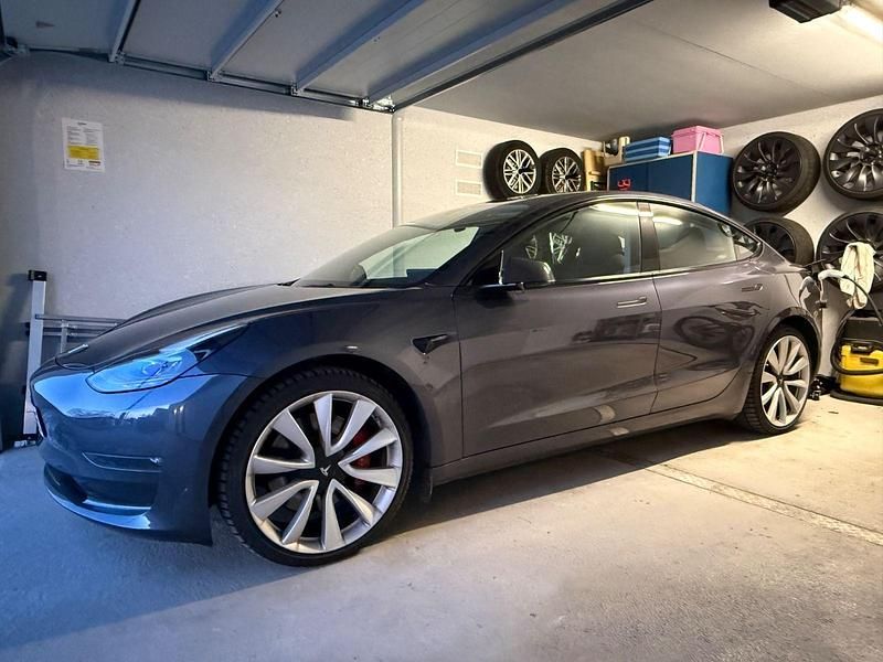 Gebraucht Tesla Model 3 Performance 377 kW (513 PS) 2023 Grau Limousine