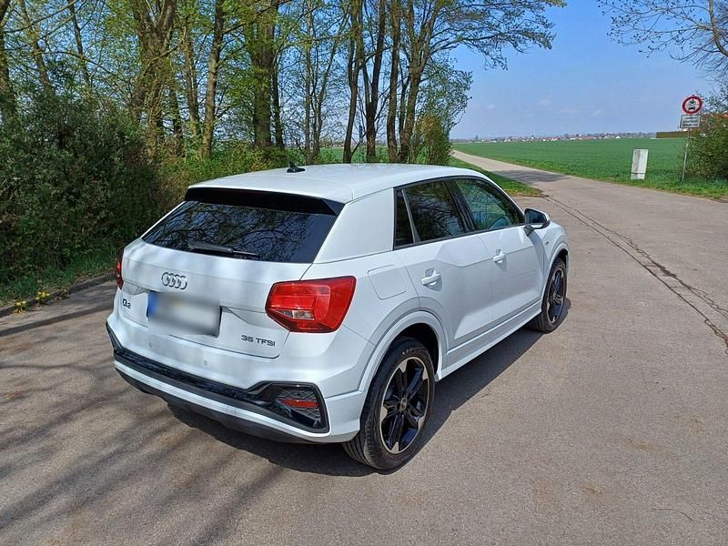 Gebraucht Audi Q2 S-Line 150 PS (110 kW) 2024 Weiß SUV