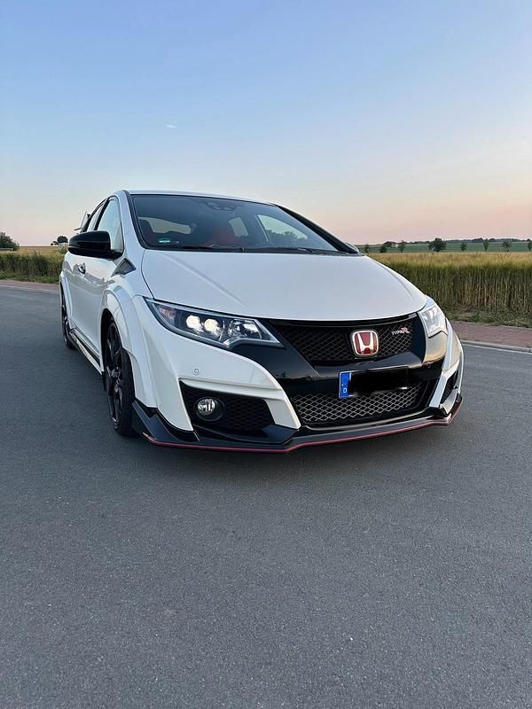 Weiß Gebraucht 2017 Honda Civic Type R GT Limousine | 29.990 € (Fairer Preis) - Bild 1/4