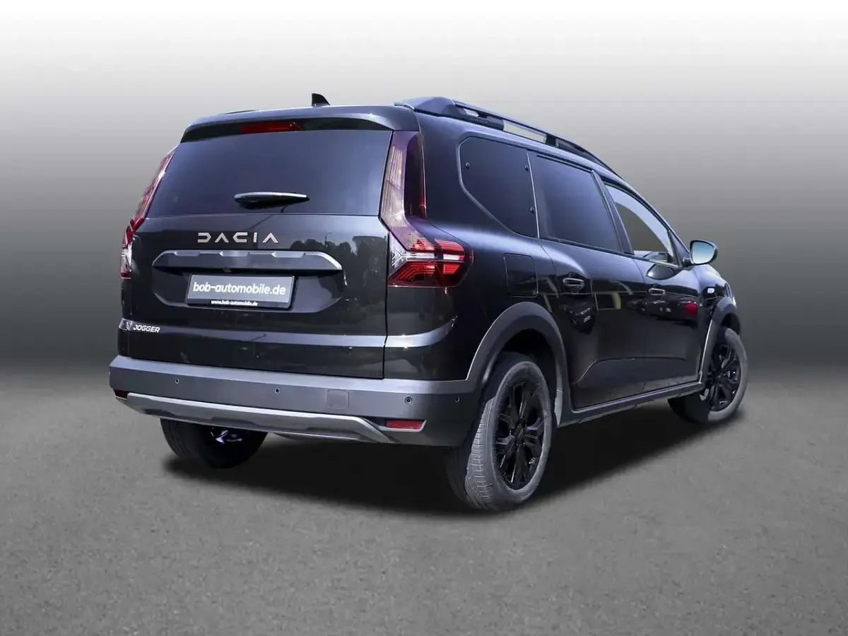 Gebraucht Dacia Jogger Extreme 101 PS (74 kW) 2025 Perlmuttschwarz metallic Van / Kleinbus