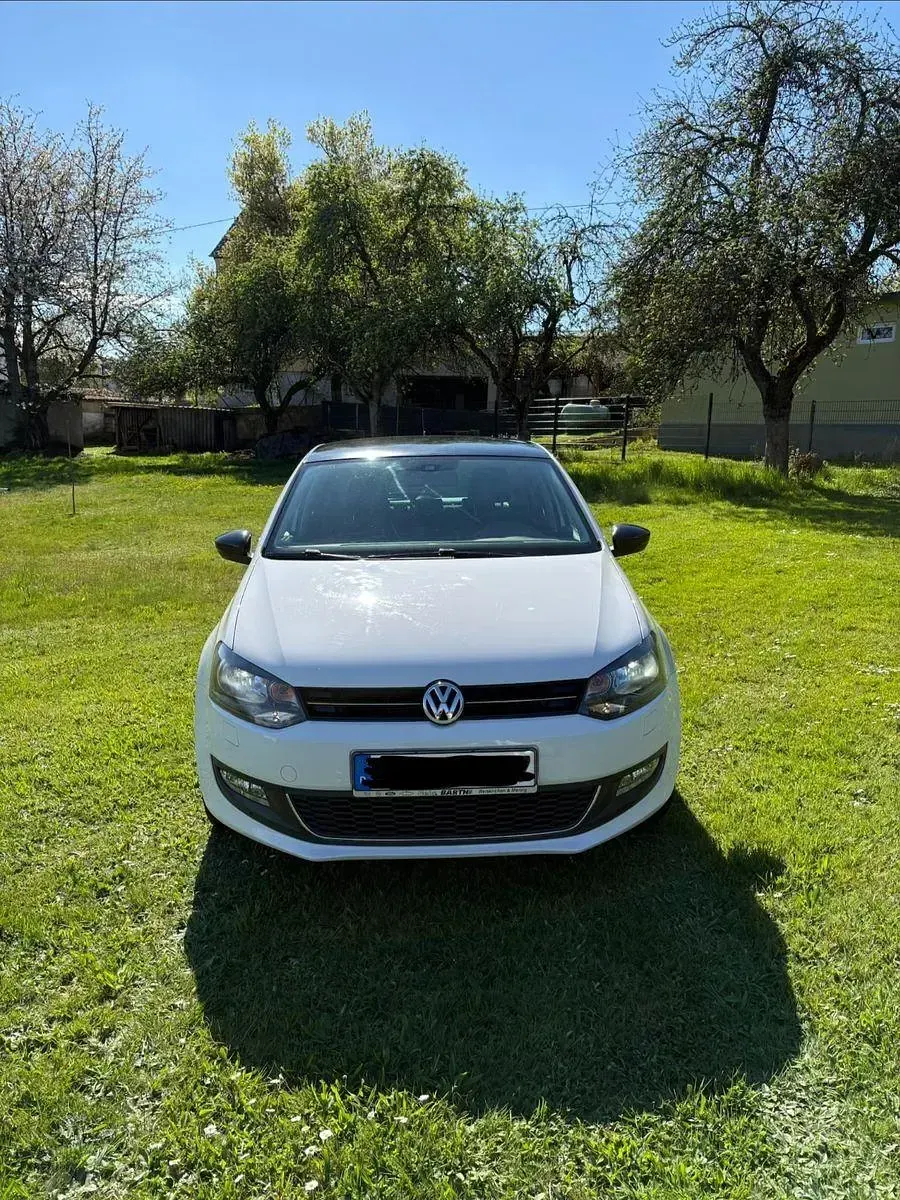 Gebraucht VW Polo Life 90 PS (66 kW) 2014 Weiß Kleinwagen