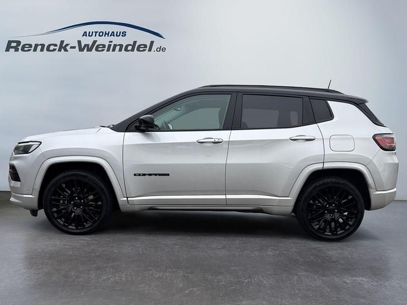 Gebraucht Jeep Compass 241 PS (177 kW) 2022 Alpine white (vr296) (weiss) SUV