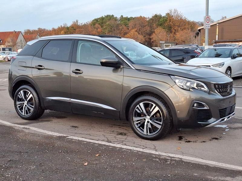 Grau Gebraucht 2020 Peugeot 3008 Allure SUV | 14.999 € (Superpreis) - Bild 1/4