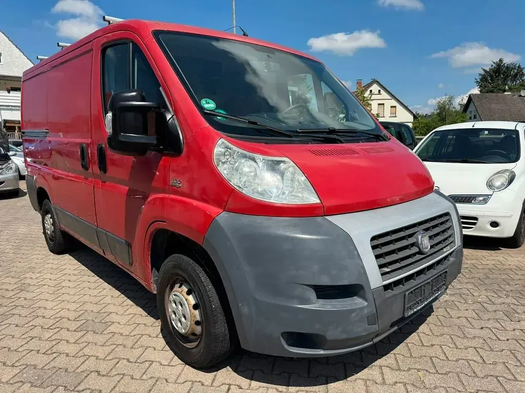 Gebraucht Fiat Ducato 101 PS (74 kW) 2010 Rot Van