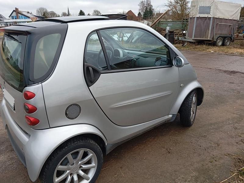 Gebraucht Smart ForTwo Coupé 61 PS (44 kW) 2005 Silber Coupé