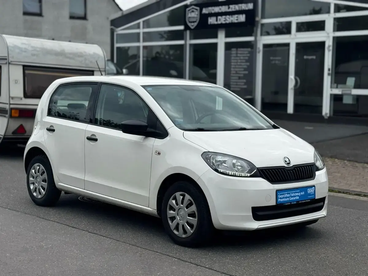 Gebraucht Skoda Citigo Cool Edition 60 PS (44 kW) 2017 Weiß Kleinwagen