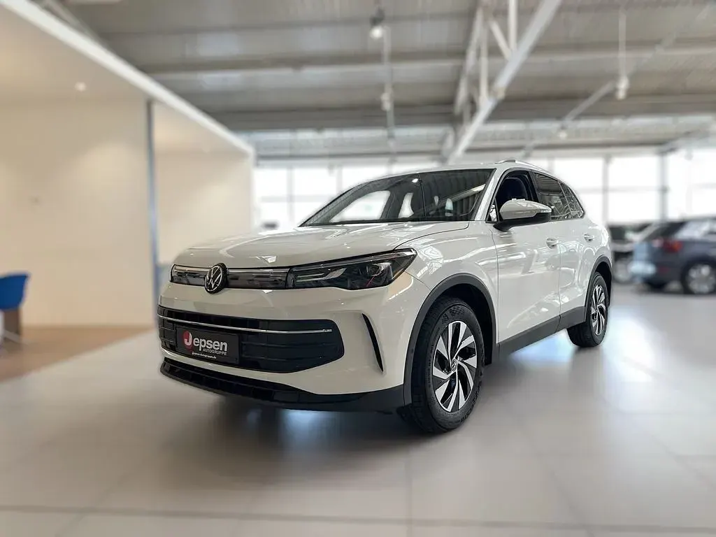 Gebraucht VW Tiguan R 150 PS (110 kW) 2026 Pure white uni SUV