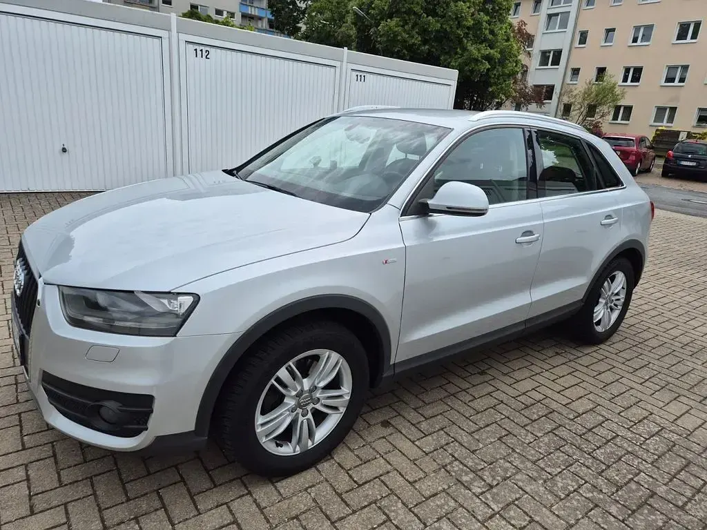 Gebraucht Audi Q3 Comfort 177 PS (130 kW) 2011 Silber SUV